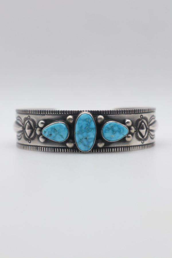 Fritson Toledo / フリットソントレド　Kingman Turquoise Bangle