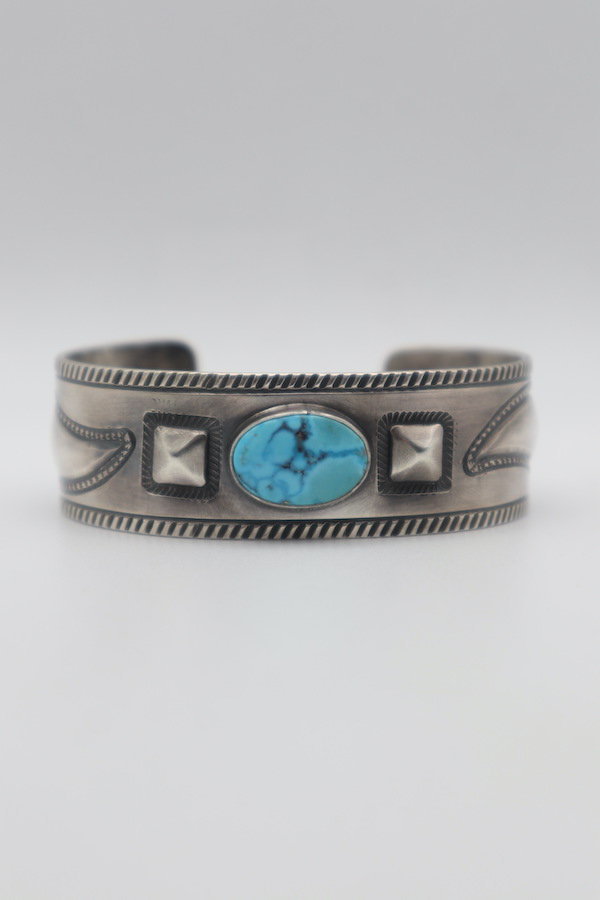 Fritson Toledo / フリットソントレド　Kingman Turquoise Bangle