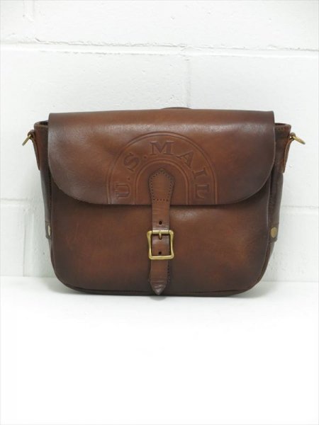 VS-249L LEATHER POSTMAN SHOULDER BAG -SMALL (CAMEL)