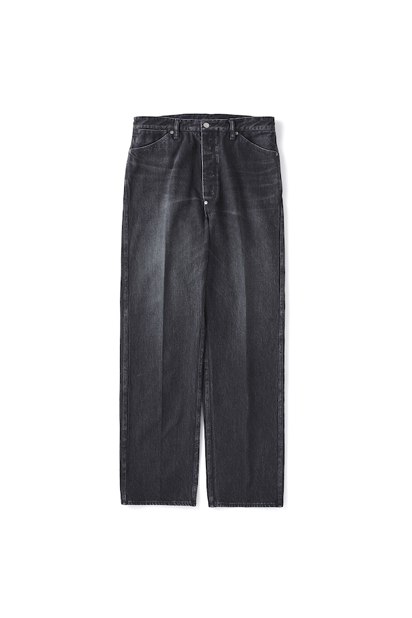 FLAT-BACK JEAN TROUSER"946"（GRAPHITE）