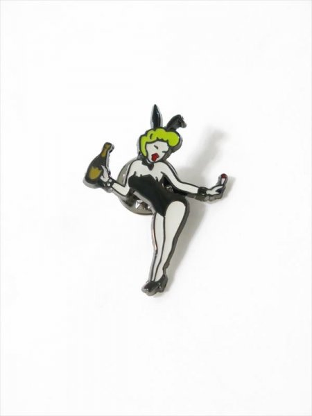 BUNNY GIRL PIN (BLACK)