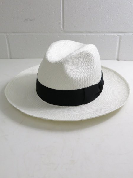 HAT-04-JOHNNY-WHITE-BRISA(G4) (BLACK-GROSGRAIN)