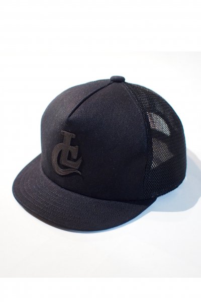 Short Trucker Cap （Black×Black）