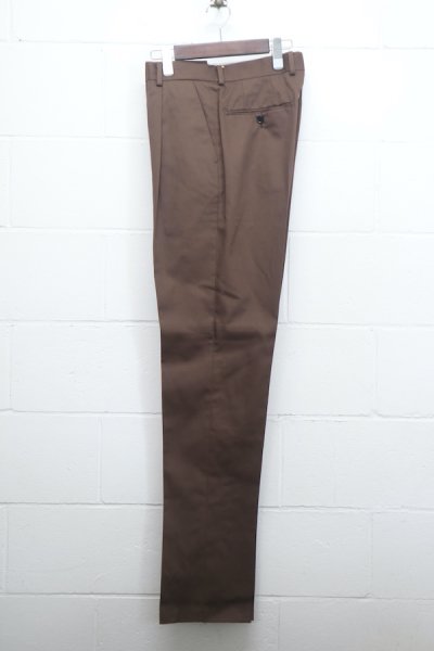 PLEATED TROUSERS (D-BROWN)