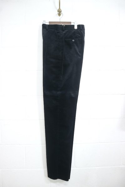 PLEATED TROUSERS (BLACK)