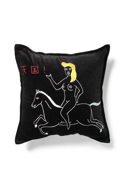 VELVET CUSHION (BLACK)