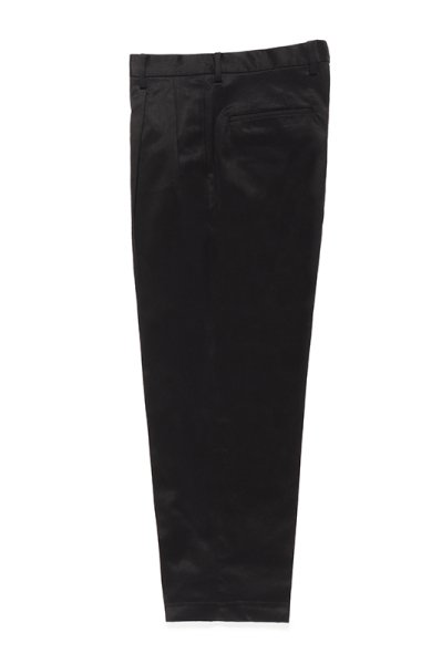 DOUBLE PLEATED CHINO TROUSERS (BLACK)